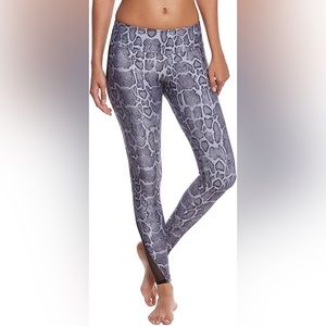 Onzie High-Waisted Full Length Yoga Leggings - Size Medium